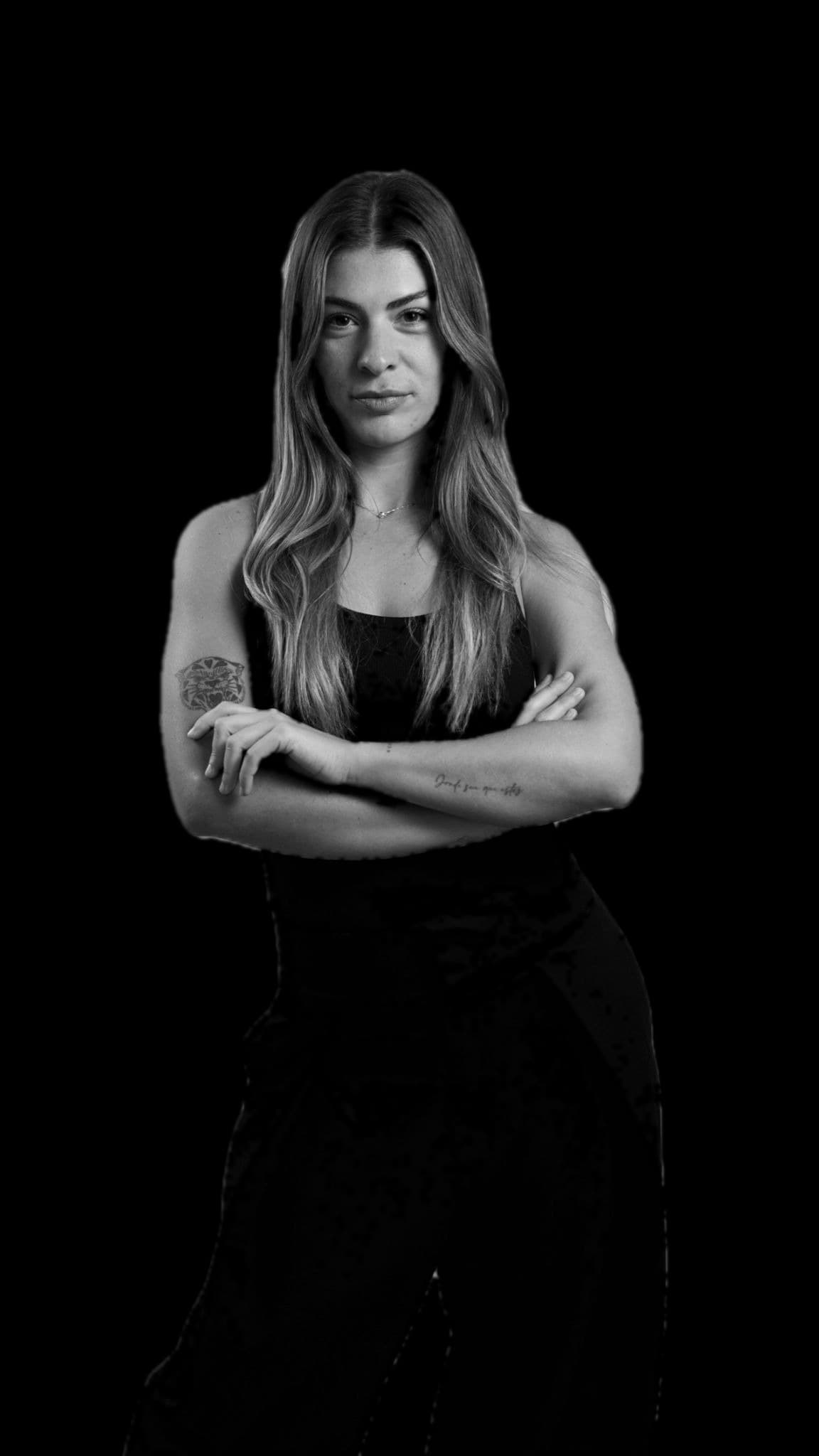 Maru Bravo, studio portrait